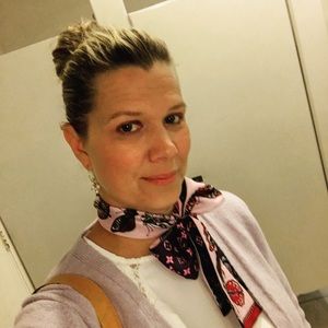 Meet your Posher, Stephanie